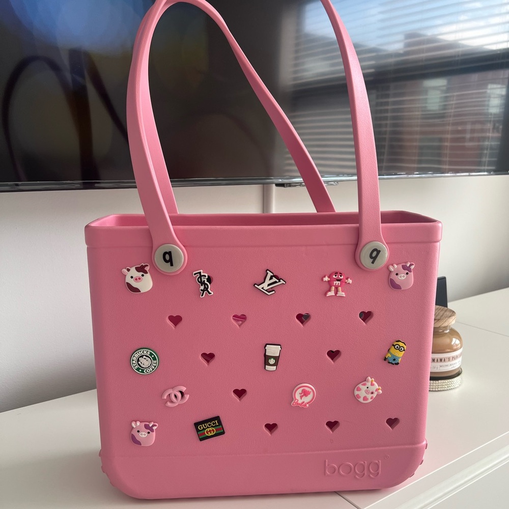 Limited Edition “Pink Hearts Valentine” Bogg Bag - Picture 6 of 10